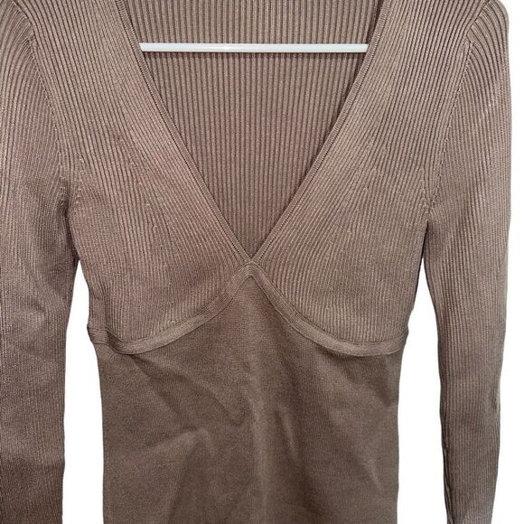 abercrombie Long-Sleeve V-Neck Sweater Bodysuit - new with tags - Picture 10 of 13